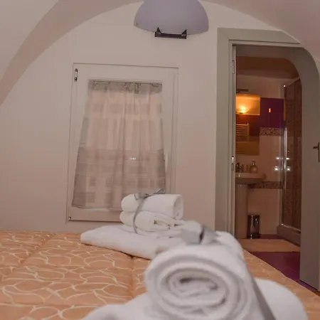 Couette-café Ferrante D'aragona Lecce